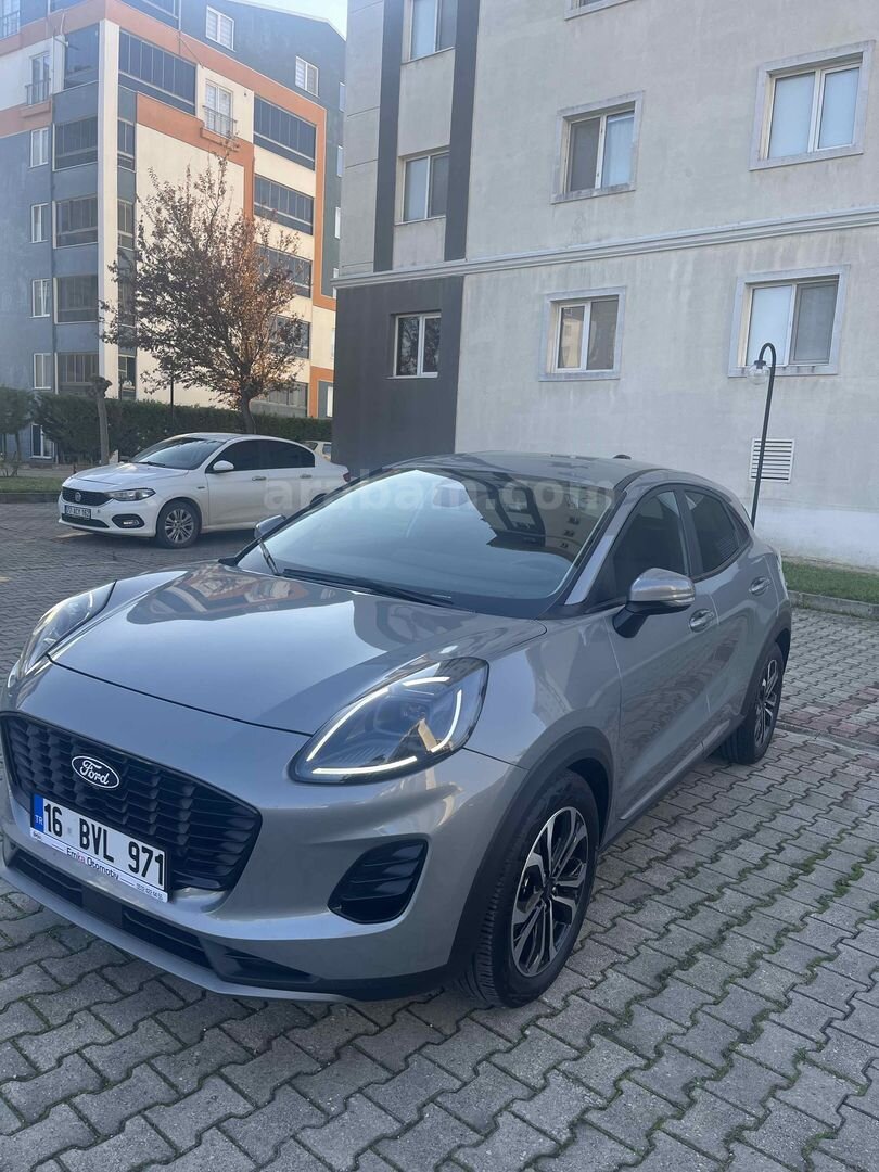 Son fiyat.. Sahibinden Ford Puma 1.0 EcoBoost Hybrid Titanium 2024 Model 2