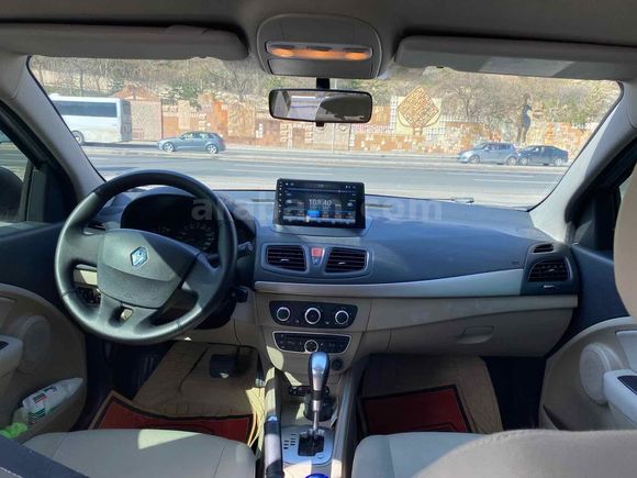 Sahibinden Renault Megane 1.6 Expression 2011 Model 
