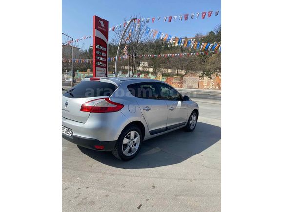 Sahibinden Renault Megane 1.6 Expression 2011 Model 