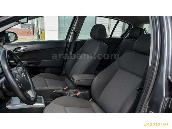 NÜANS GARAGE HATASIZ BOYASIZ OPEL ASTRA