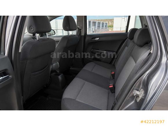NÜANS GARAGE HATASIZ BOYASIZ OPEL ASTRA