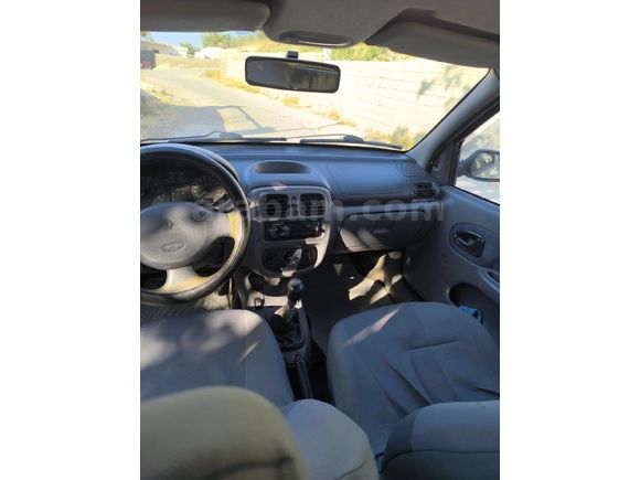 Sahibinden Renault Clio 1.4 RNA 2001 Model