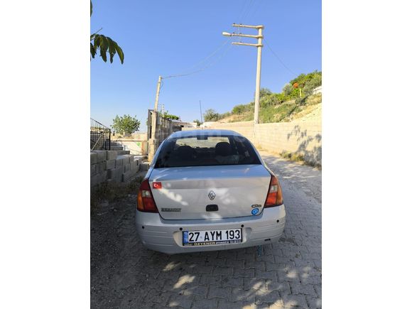 Sahibinden Renault Clio 1.4 RNA 2001 Model