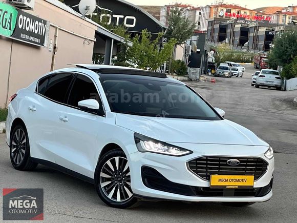 MEGA OTO'DAN 2024 FORD FOCUS 1.5ECOBLUE TİTANİUM STİL''HATASIZ''