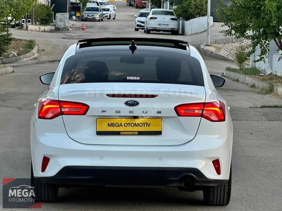 MEGA OTO'DAN 2024 FORD FOCUS 1.5ECOBLUE TİTANİUM STİL''HATASIZ''