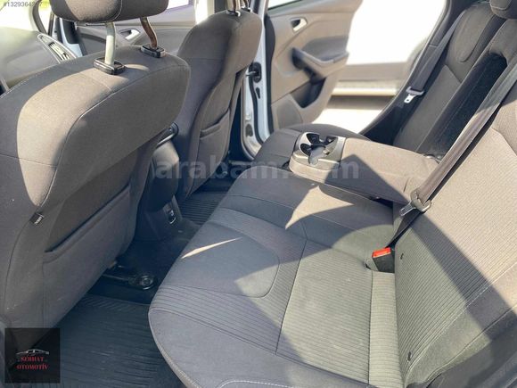 2013 / FORD FOCUS 1.6 Ti-VCT / DEĞİŞENSİZ TEK PARÇA BOYALI