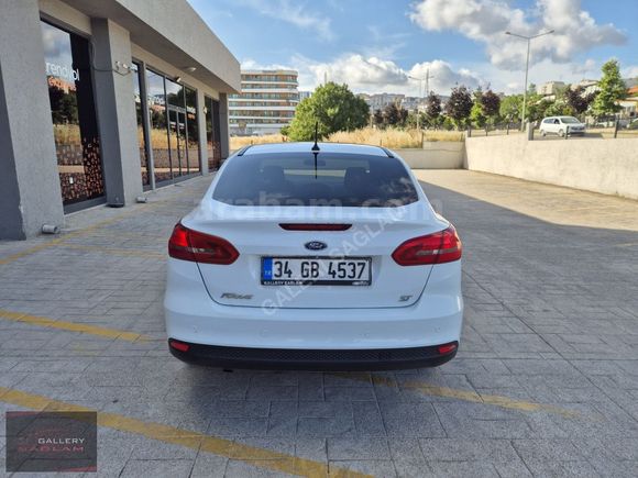 107 BİN KM DE DİZEL OTOMATİK FORD FOCUS