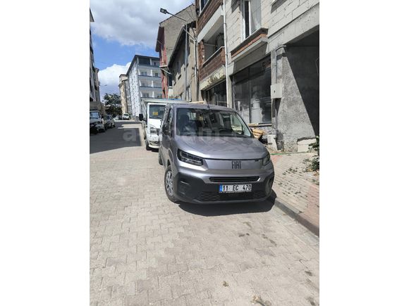 Sahibinden Fiat Doblo Combi 1.2 PureTech Easy 2025 Model