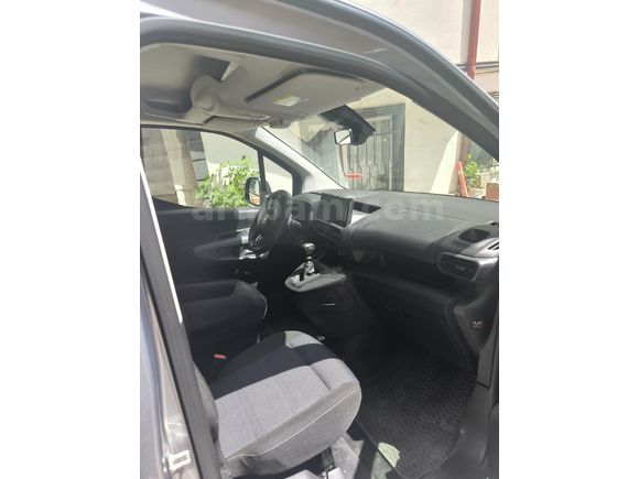 Sahibinden Fiat Doblo Combi 1.2 PureTech Easy 2025 Model