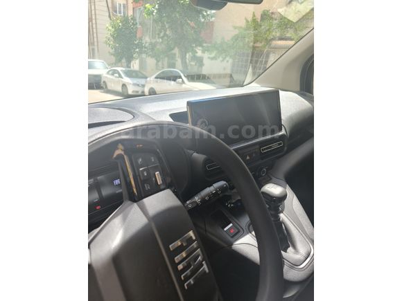 Sahibinden Fiat Doblo Combi 1.2 PureTech Easy 2025 Model