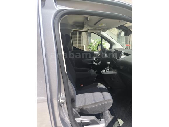 Sahibinden Fiat Doblo Combi 1.2 PureTech Easy 2025 Model