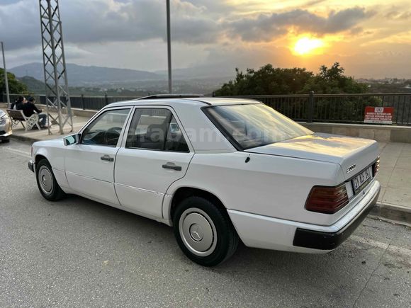 Sahibinden Mercedes - Benz 250 D 1987 Model 