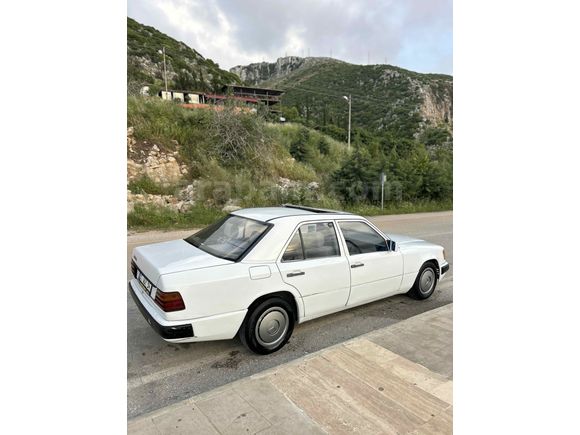 Sahibinden Mercedes - Benz 250 D 1987 Model 