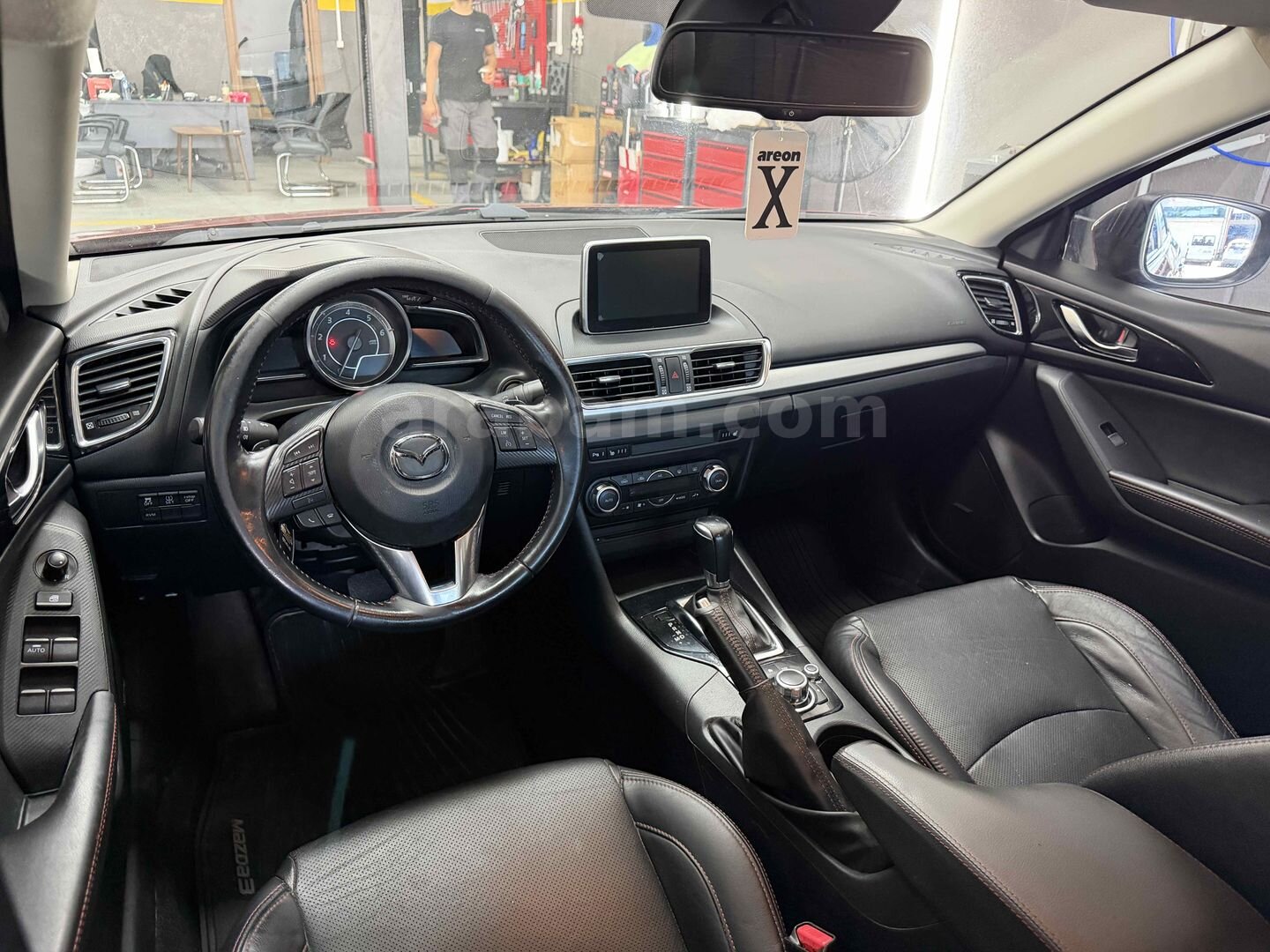 Sahibinden Mazda 3 1.5 SkyActive-D Power Sense 2016 Model İstanbul 196.000 km Kırmızı 5