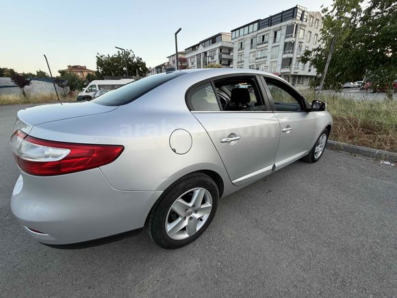 Sahibinden Renault Fluence 1.5 dCi Touch 2015 Model 
