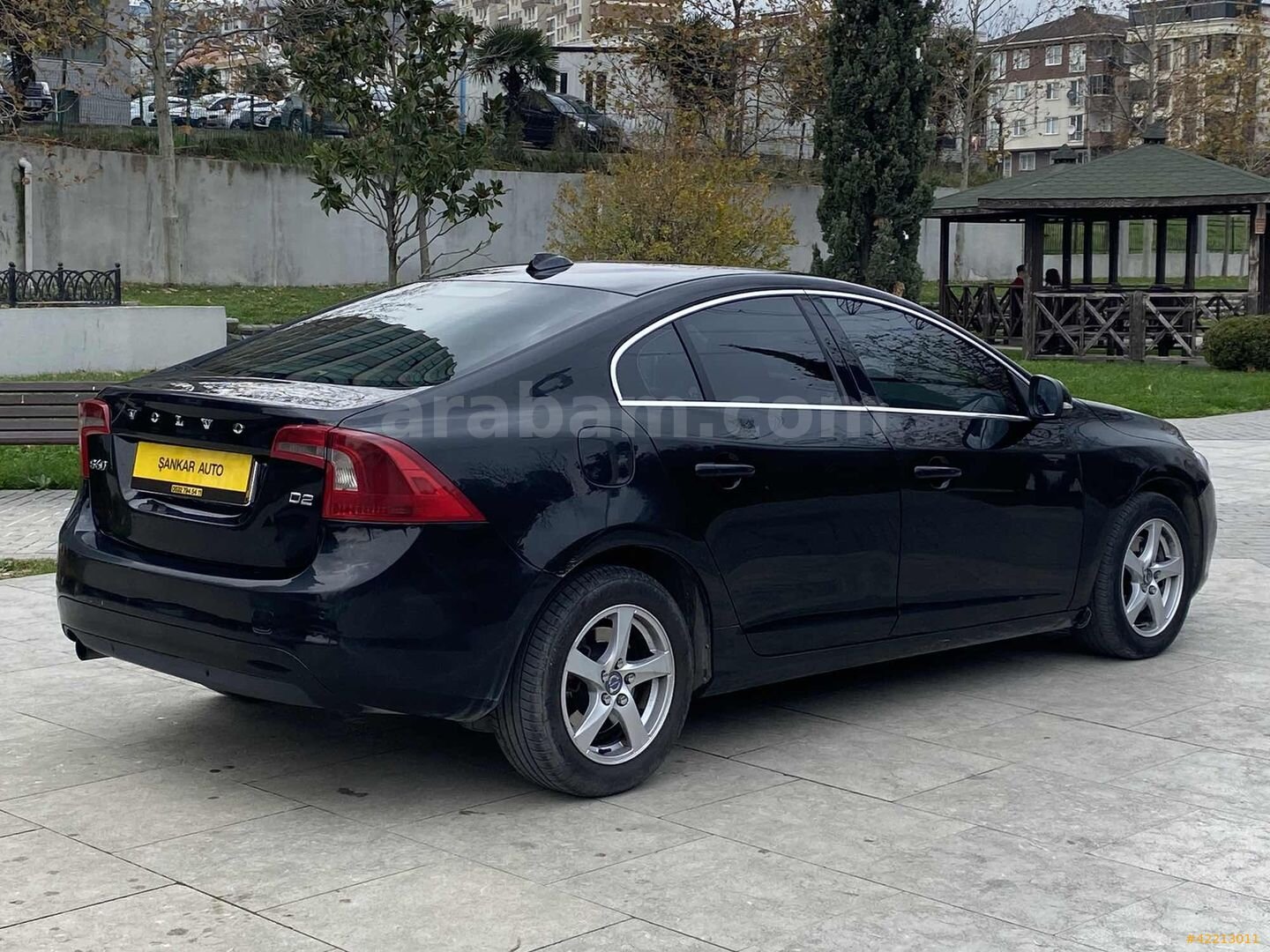 Galeriden Volvo S60 1.6 D Premium 2015 Model İstanbul 195.500 km Siyah 6