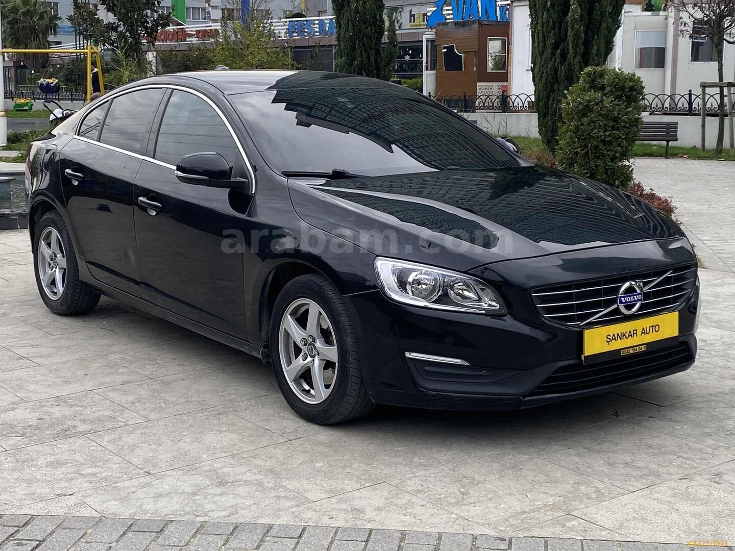 Galeriden Volvo S60 1.6 D Premium 2015 Model İstanbul 195.500 km Siyah 3