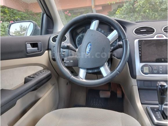 Sahibinden Ford Focus 1.6 Ghia 2006 Model