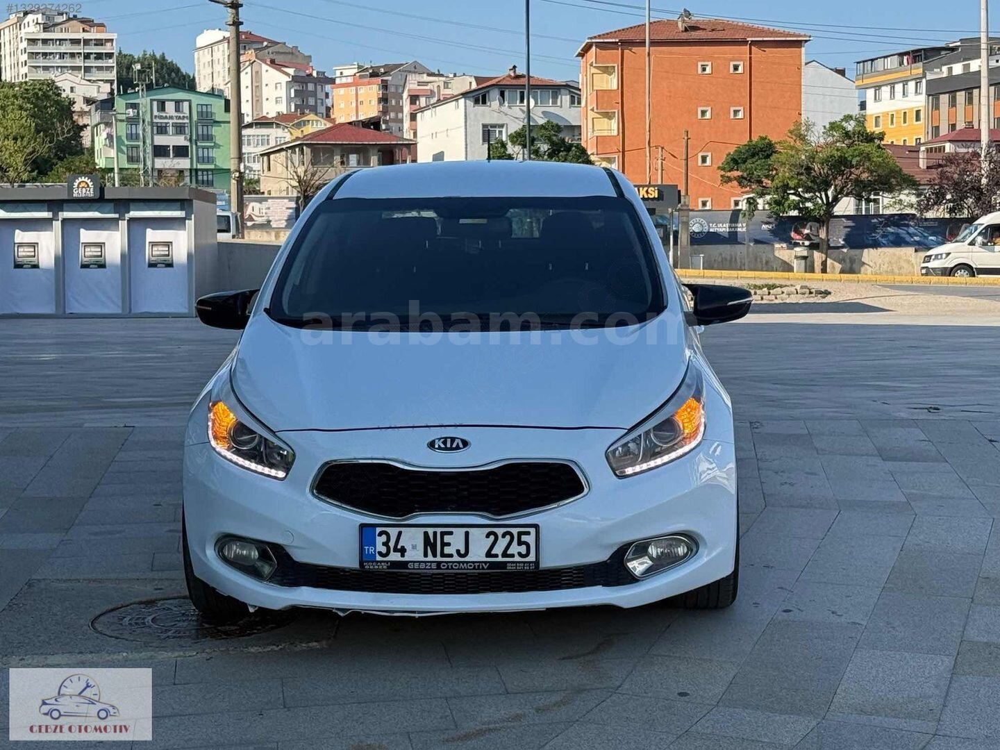 Galeriden Kia Ceed 1.6 Concept 2013 Model Kocaeli 216.000 km Beyaz 3