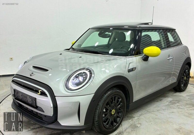 Galeriden Mini Cooper Electric SE Inspired 2023 Model İstanbul 26.000 km Gri