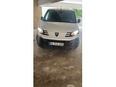 Sahibinden Peugeot Partner 1.5 BlueHDI Comfort 2025 Model 