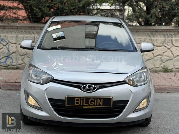 HYUNDAİ İ20 1.4 CRDİ SENSE