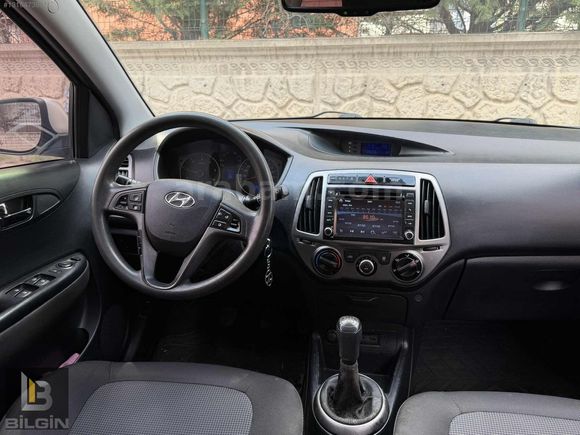 HYUNDAİ İ20 1.4 CRDİ SENSE