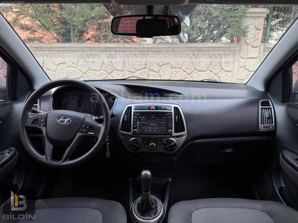 HYUNDAİ İ20 1.4 CRDİ SENSE