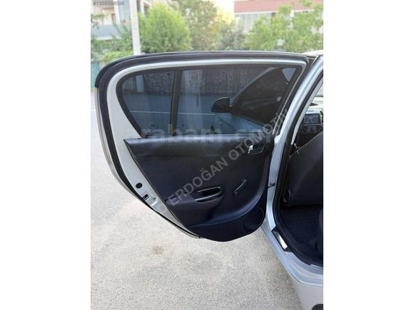 Değişensiz temiz bakımlı