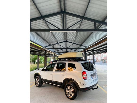 Galeriden Dacia Duster 1.5 dCi Laureate 2015 Model Kayseri
