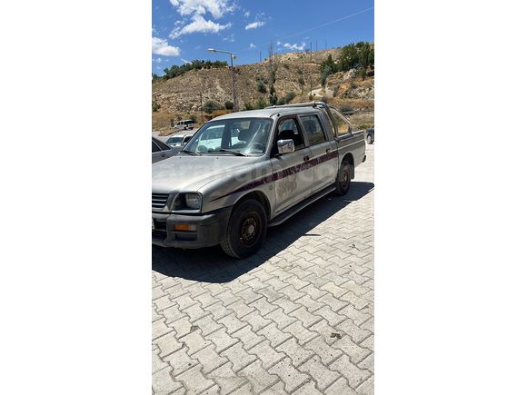 Sahibinden Mitsubishi L 200 4x2 Pick Up 2000 Model 