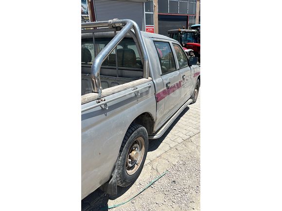 Sahibinden Mitsubishi L 200 4x2 Pick Up 2000 Model 