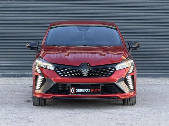 ŞEKERCİ AUTO 2024 RENAULT CLİO 1.0 TCE TECHNO ESPRİT ALPİNE