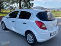 2014 MODEL CAM GİBİ OPEL CORSA..