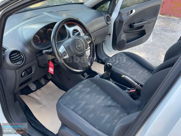 2014 MODEL CAM GİBİ OPEL CORSA..