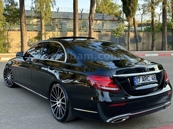2017/E180/EXCLUSİVE/CAM TAVAN/COMMAND/İÇİ FINDIK/AHŞAP/BURMESTER