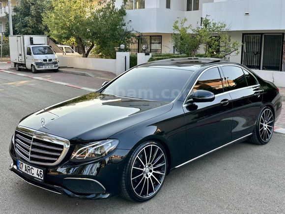 2017/E180/EXCLUSİVE/CAM TAVAN/COMMAND/İÇİ FINDIK/AHŞAP/BURMESTER