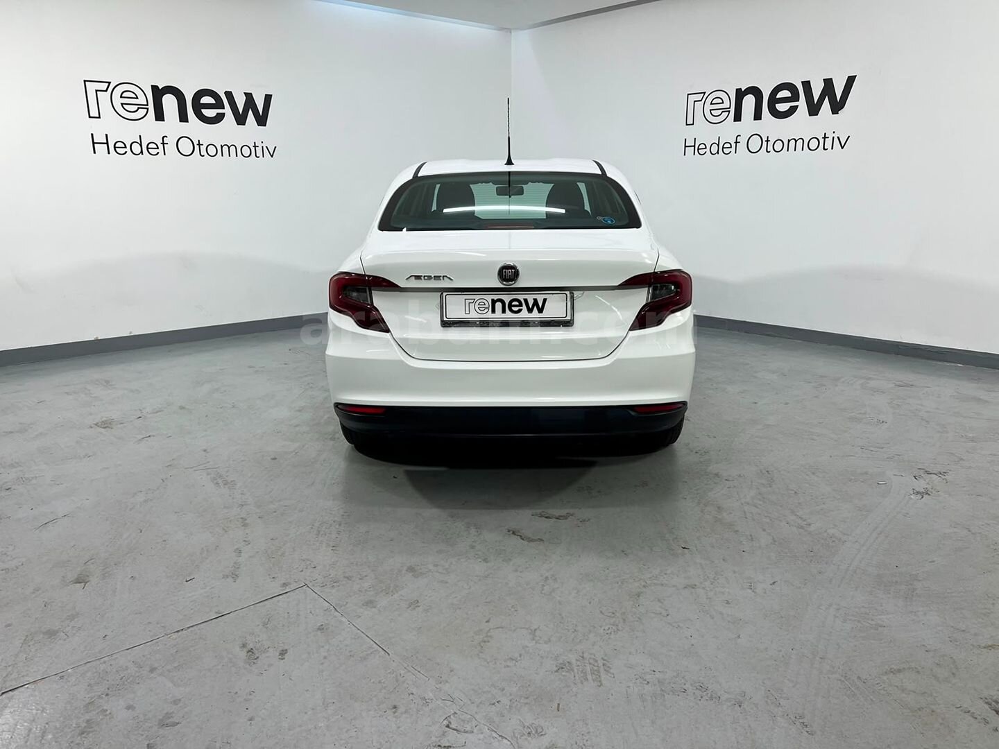 Galeriden Fiat Egea 1.3 Multijet Easy 2023 Model İstanbul 148.418 km Beyaz 5