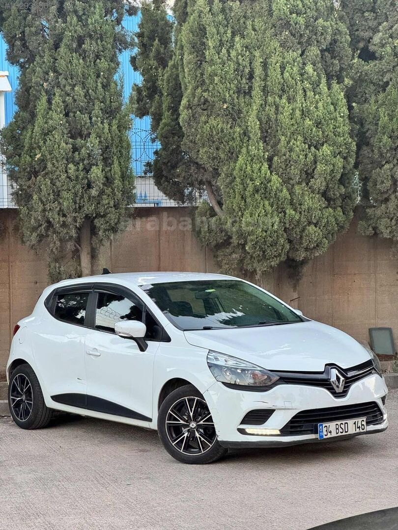 Galeriden Renault Clio 1.5 dCi Joy 2018 Model Bursa 102.000 km Beyaz 2