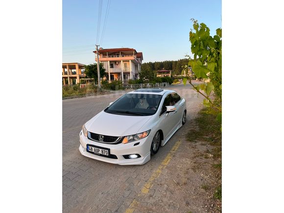 Sahibinden Honda Civic 1.6i VTEC Eco Elegance 2012 Model 