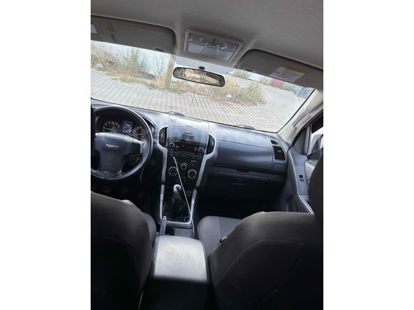 Sahibinden Isuzu D-Max 2.5 4x2 2014 Model 