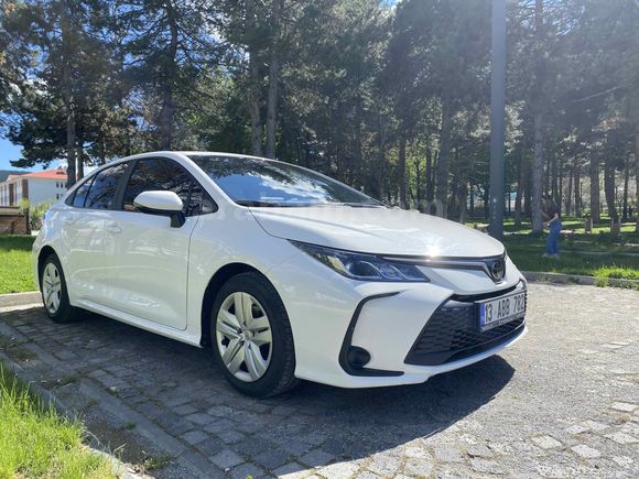 Toyota Corolla 1.5 Vision Plus 2025 Model 