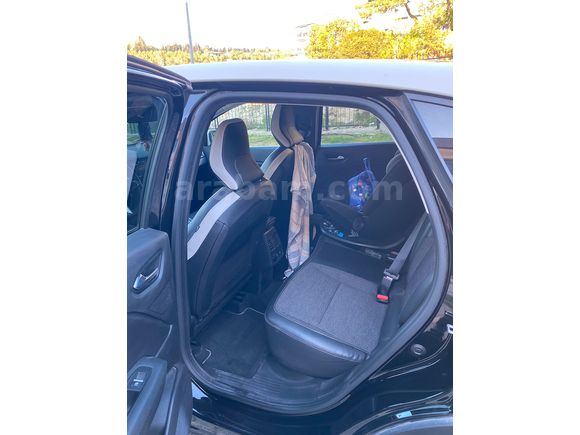 Sahibinden Renault Captur 1.3 TCe Icon 2020 Model 