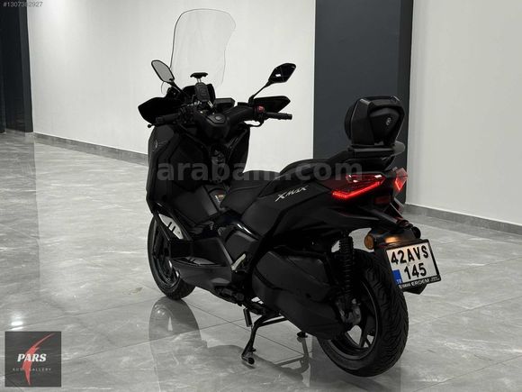 HATASIZ 2024 YAMAHA X-MAX 250 TECH MAX GARANTİ AKSESUARLI 4 BNDE