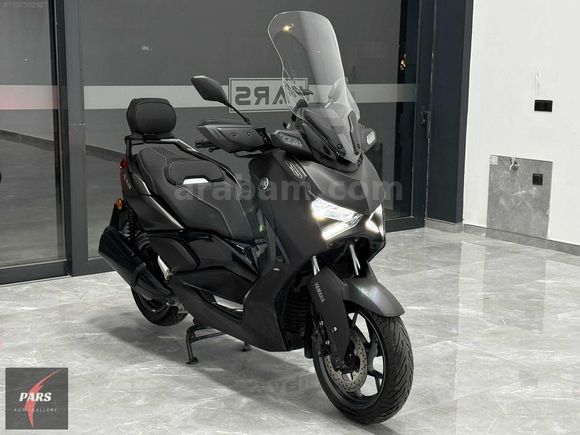 HATASIZ 2024 YAMAHA X-MAX 250 TECH MAX GARANTİ AKSESUARLI 4 BNDE