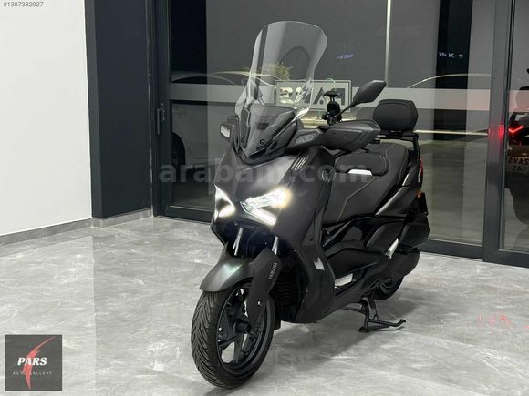 HATASIZ 2024 YAMAHA X-MAX 250 TECH MAX GARANTİ AKSESUARLI 4 BNDE