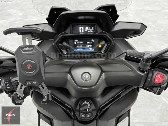 HATASIZ 2024 YAMAHA X-MAX 250 TECH MAX GARANTİ AKSESUARLI 4 BNDE