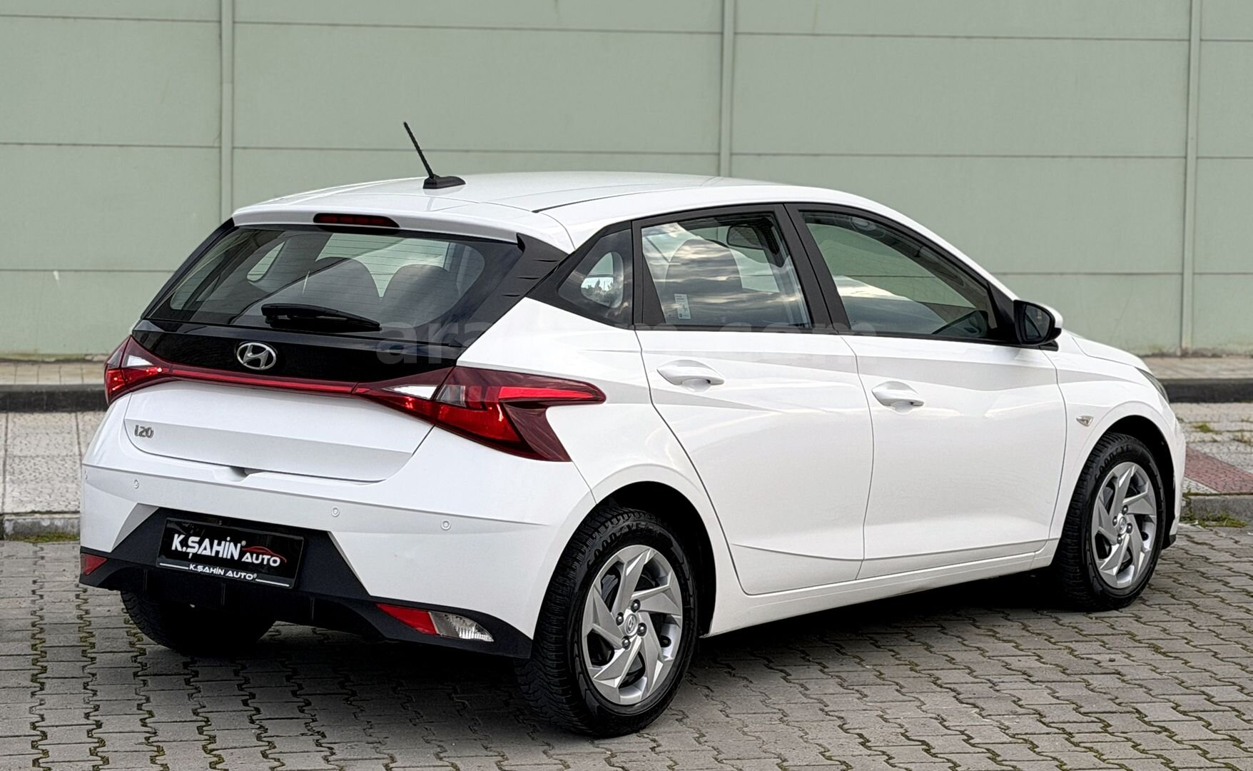 Galeriden Hyundai i20 1.4 MPI Jump 2023 Model Samsun 66.000 km Beyaz 7