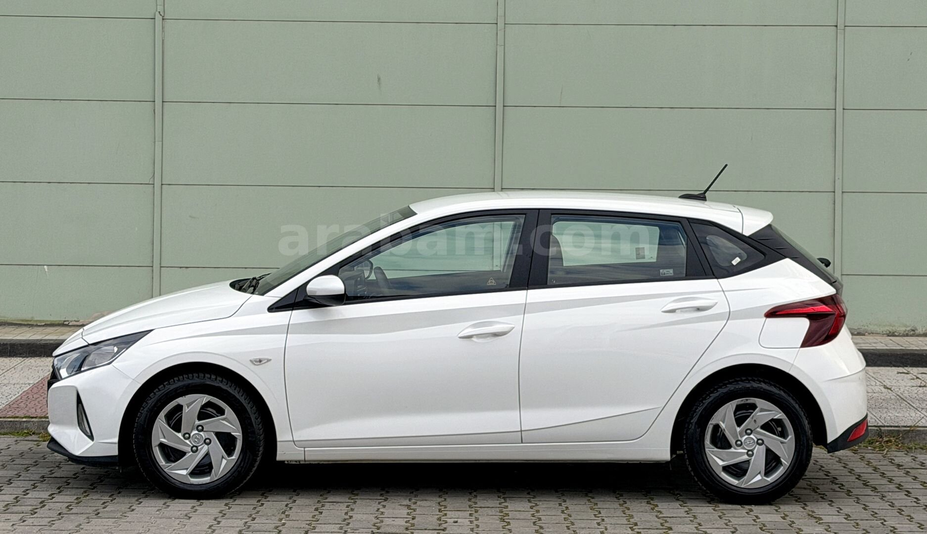 Galeriden Hyundai i20 1.4 MPI Jump 2023 Model Samsun 66.000 km Beyaz 4