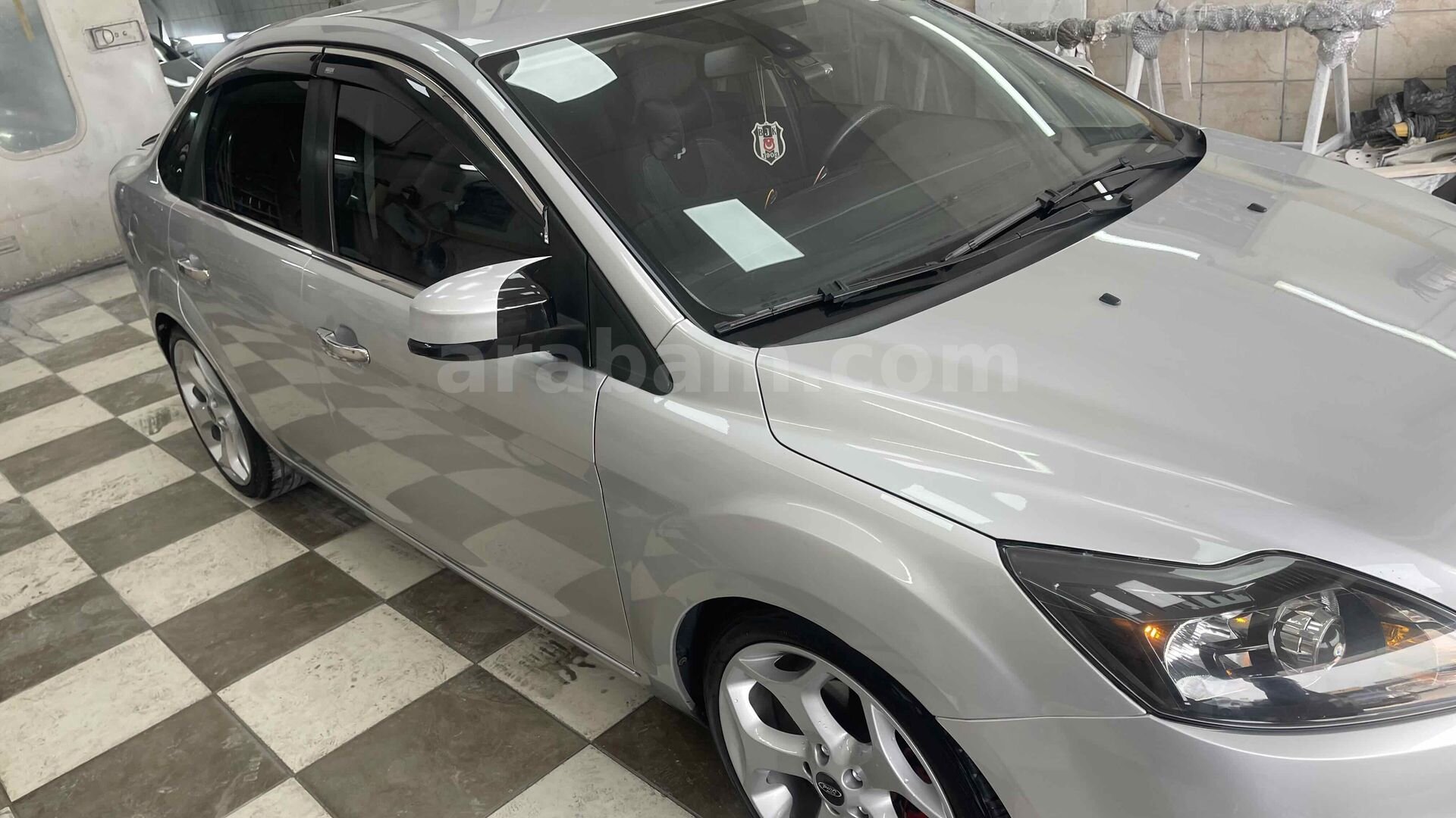 Sahibinden Ford Focus 1.6 TDCi Titanium 2011 Model İzmir 167.000 km Gri 4
